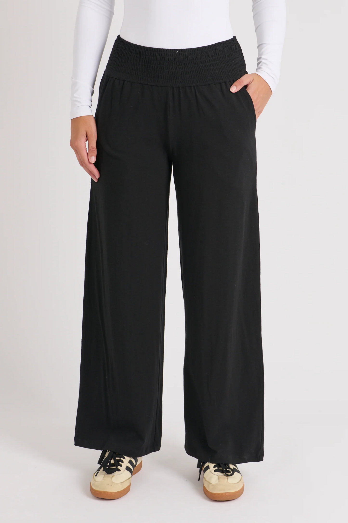 Shirred waistband pant