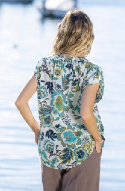 Kaya Clare top