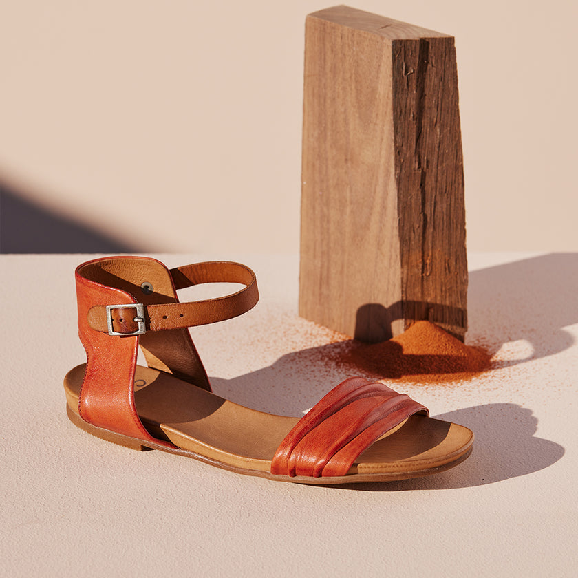 Larni - Brick/ Brown EOS