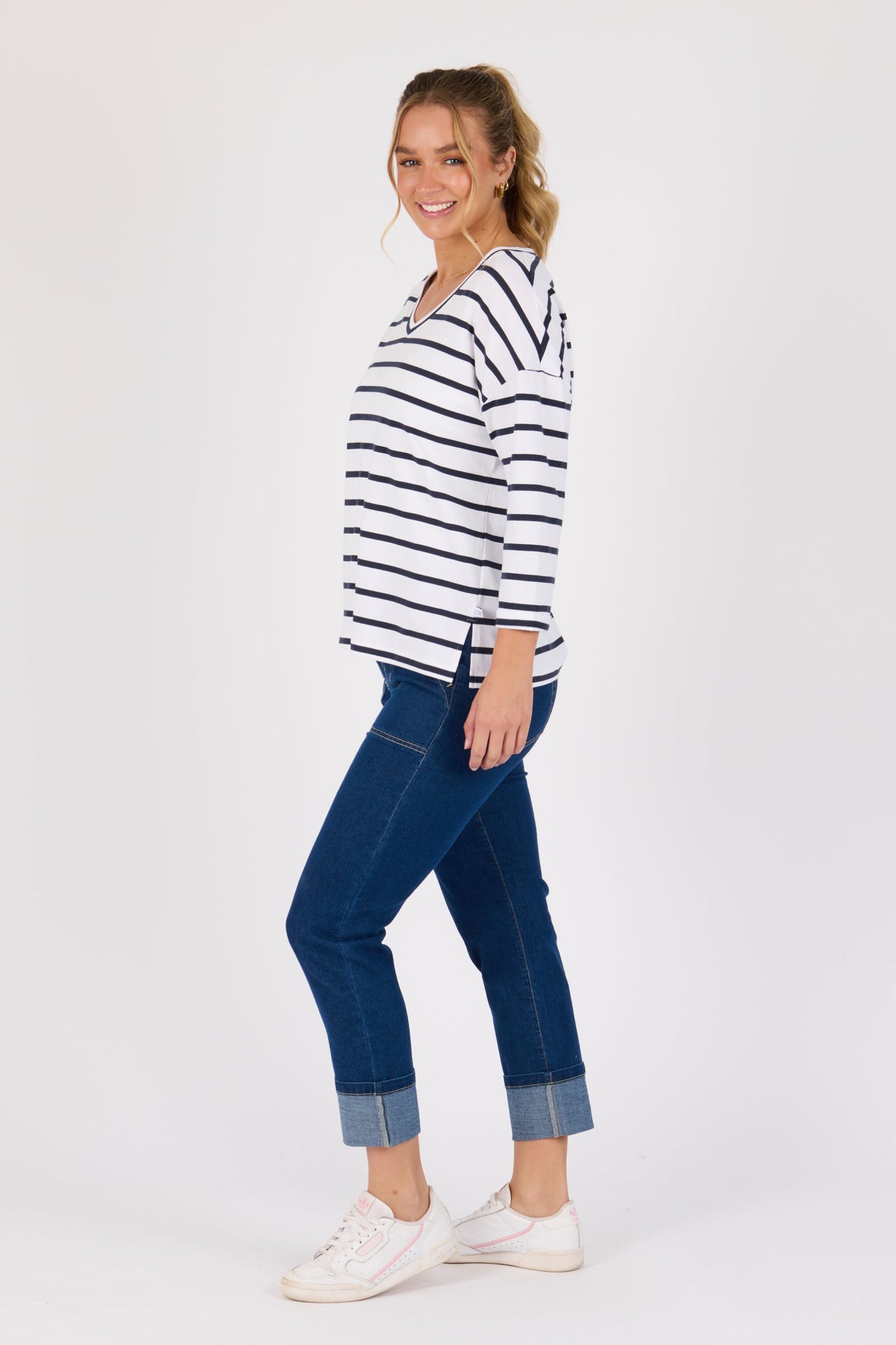 V neck 3/4 sleeve striped tee
