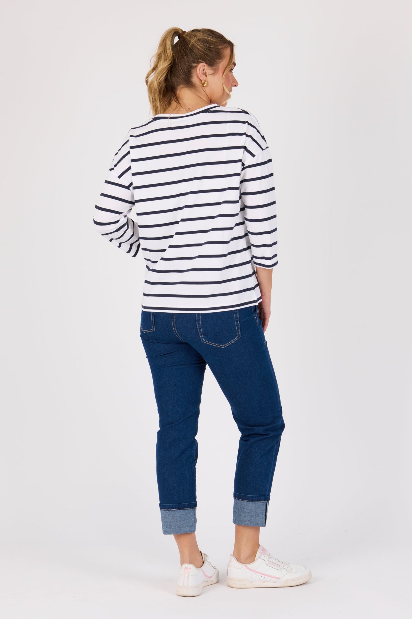 V neck 3/4 sleeve striped tee