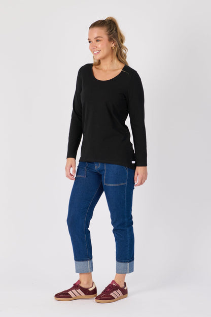 Long sleeve tee